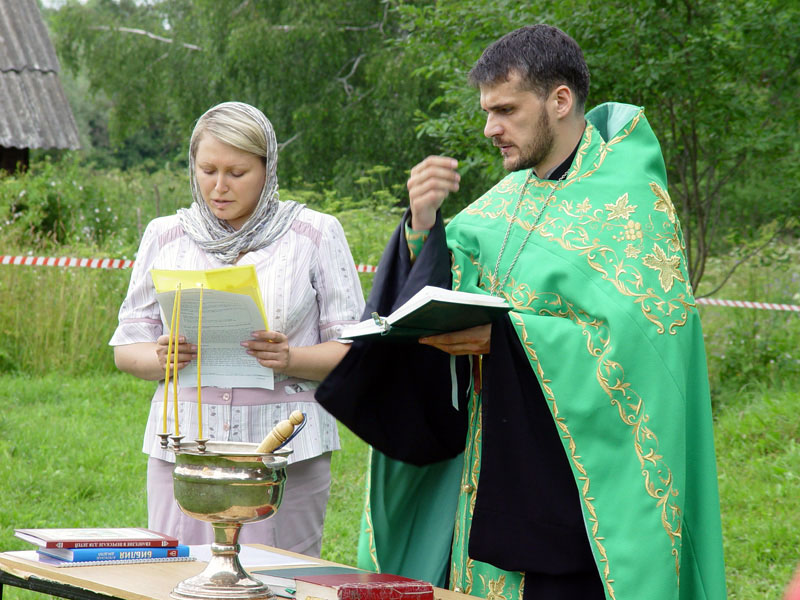 Священником Алексием Дорохиным был отслужен молебен св. благоверным кн. Петру и кн. Февронии