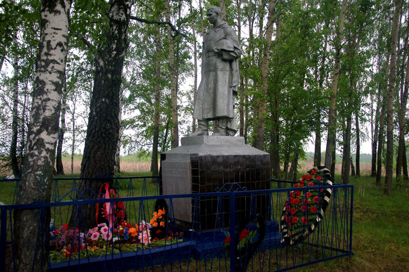 Калуга, Шопино: совершена панихида в память воинов Великой Отечественной войны