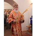 Пасхальную вечерню и утреню митрополит Климент совершил в храме Покрова Пресвятой Богородицы в Калуге
