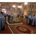 В канун праздника Благовещения Пресвятой Богородицы митрополит Климент совершил всенощное бдение в Троицком соборе