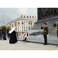 Святейший Патриарх Кирилл возложил венок к Монументу Победы в Минске