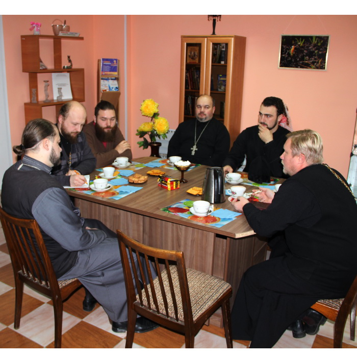 Клирики 7-го благочиния встретились с представителями миссионерского отдела Калужской епархии