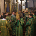 Епископ Серафим совершил Литургию в Свято-Никольском храме г. Калуги