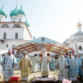 Патриарший наместник Московской епархии возглавил торжества по случаю 30-летия возрождения Толгского монастыря