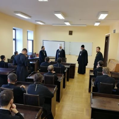 Митрополит Калужский и Боровский Климент провел встречу со студентами Минской духовной академии