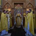 Митрополит Климент совершил Божественную литургию в храме Василия Блаженного