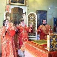 Митрополит Климент возглавил праздничное богослужение в Казанском храме г. Медынь