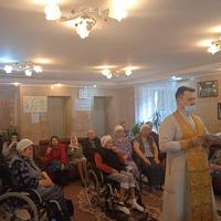 Память святителя Николая почтили в социальных учреждениях Медынского района