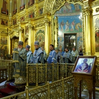 Архиерейское богослужение в канун празднования Калужской иконы Божией Матери в Свято-Троицком кафедральном соборе
