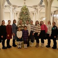 Воспитанницы детского православного пансиона «Отрада» посетили Рождественское представление в Храме Христа Спасителя