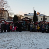 В сквере у стен Никитского храма г. Калуги состоялось торжественное открытие Рождественского вертепа