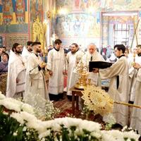В Великую Субботу митрополит Климент совершил богослужение в Свято-Троицком соборе