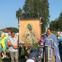 Крестный ход с Калужской иконой Пресвятой Богородицы посетил Хвастовичское благочиние Козельской епархии