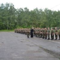 Священнослужитель поздравил военнослужащих с днем военно-космических войск