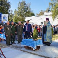 Благочинный г. Калуги совершил молебен на территории завода КАДВИ